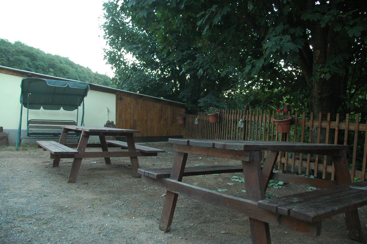 B&B Al Turchino E Area Picnic เมเล ภายนอก รูปภาพ